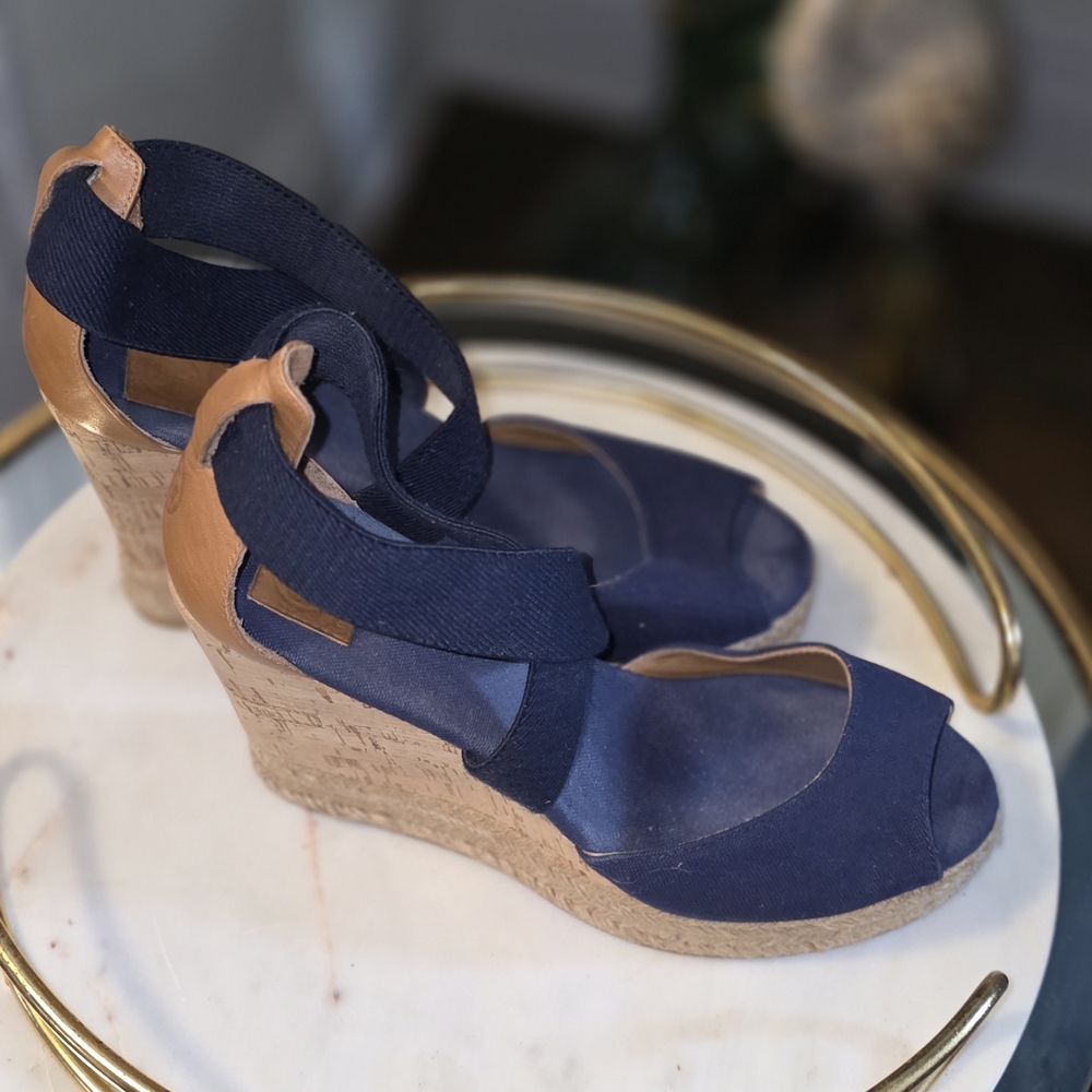 Tory Burch Navy and Tan Wedges